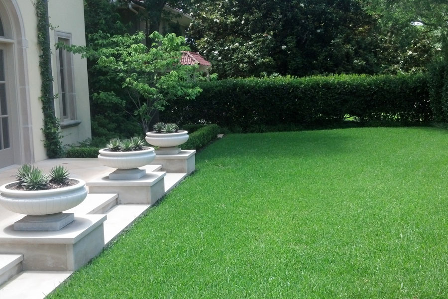 pic-sub-lawn-optional
